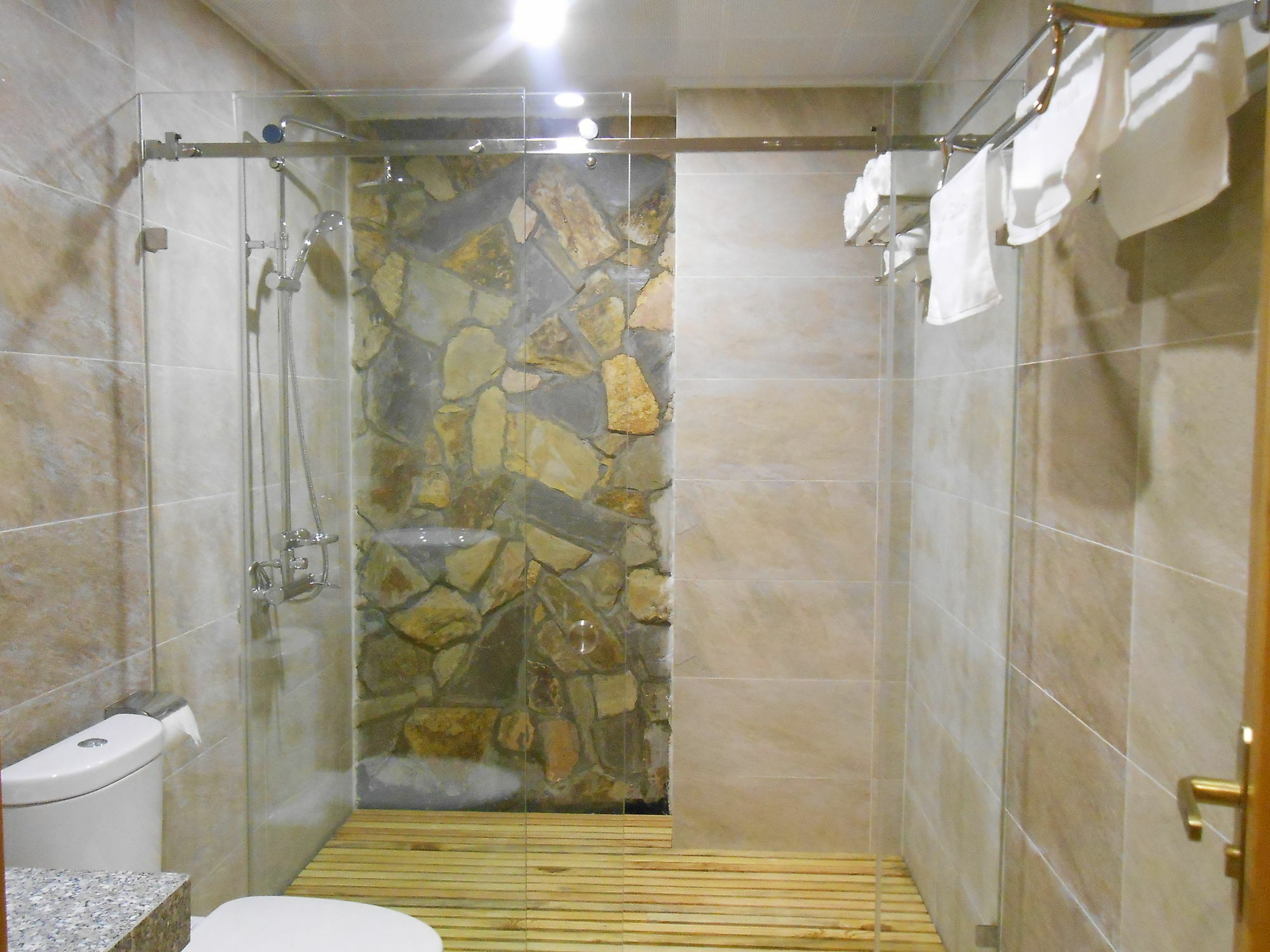 Hotel Sinh Plaza Hanoi Esterno foto